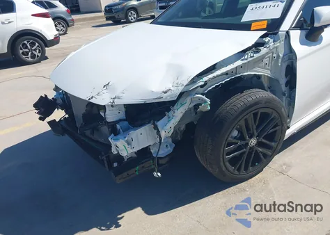 2025 Toyota Camry Se из США, поврежденный, VIN 4T1DAACK8SU637811